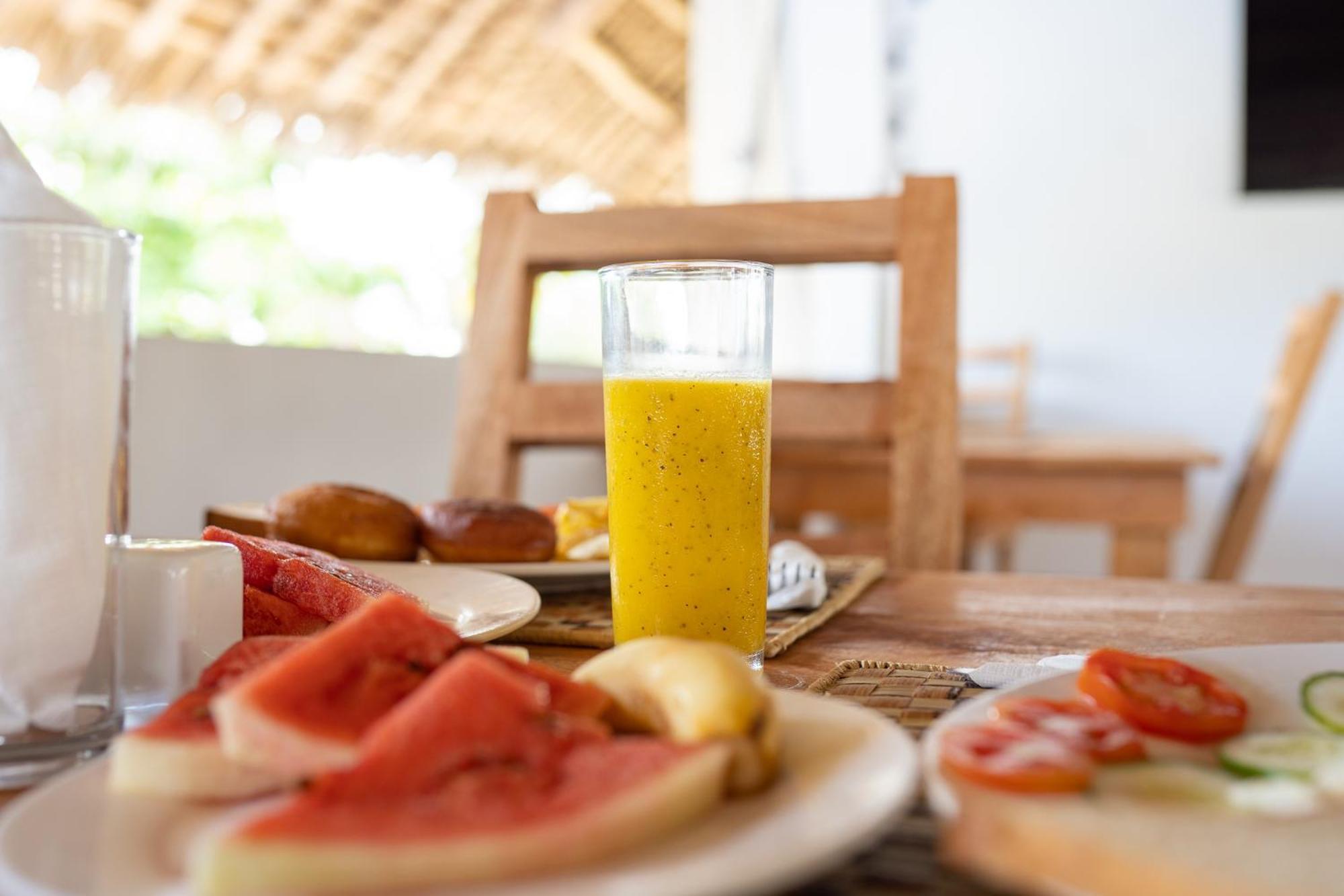 Aurora Beach Hotel Nungwi Ngoại thất bức ảnh
